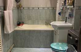 Apartament lux de 3 camere, 70 mp, in Vasile Aron