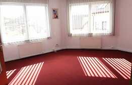 Clădire de birouri, 350 mp cu 14 încaperi de vanzare în Sibiu, zona Centrala