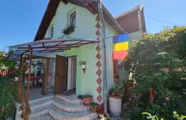 Casă în zonă retrasă și liniștită în Tocile