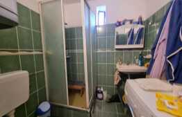 Casă în zonă retrasă și liniștită în Tocile