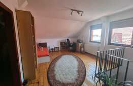 Casă tip duplex cu 456 mp de teren la ieșire spre Mediaș