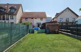 Casă tip duplex cu 456 mp de teren la ieșire spre Mediaș