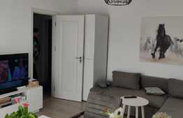 Penthouse ideal pentru tine, frumos, spatios, priveliste deosebita la un super pret!