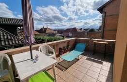 Casă în zonă linistită cu spațiu comercial la parter, aproape de mall!