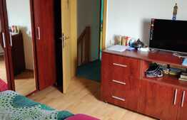 Apartament de 4 camere, pe doua niveluri, 92 mp!