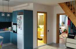 Apartament de 4 camere, pe doua niveluri, 92 mp!