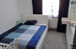 Apartament de 4 camere, 74 mp in zona Cedonia