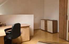 Apartament de vanzare cu 2 camere la mansarda in Vasile Aron