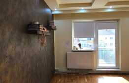 Apartament 4 camere, 80 mp, in Calea Poplacii