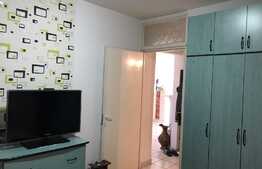 Apartament 4 camere, 80 mp, in Calea Poplacii