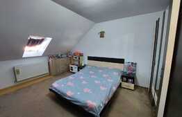 Apartament de 2 camere la mansarda, 49mp, in zona Strand