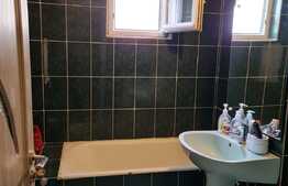 Apartament 4 camere decomandat , Scoala de inot