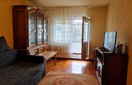 Apartament 4 camere decomandat , Scoala de inot