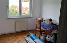 Apartament 4 camere decomandat , Scoala de inot