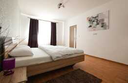 Apartament 3 camere, 126 mp, Lupeni 