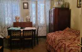 Apartament 2 camere, 60 mp, imobil tip casa, zona Centrala