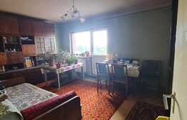 Apartament de 4 camere, 2 balcoane, decomandat, Strand