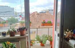 Apartament de 4 camere, 2 balcoane, decomandat, Strand