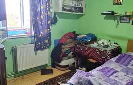 Apartament de 4 camere, 2 balcoane, decomandat, Strand