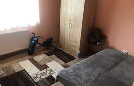 Apartament de 3 camere, mobilat si utilat, in Cisnadie