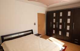 Casa de vanzare, 260 mp utili, 7 camere, in Sibiu!