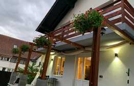 Casa de vanzare, 260 mp utili, 7 camere, in Sibiu!