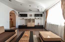 Apartament de 3 camere, 85 mp, zona de case în Turnisor