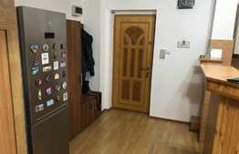 Apartament de 3 camere la mansardă, 70 mp, in zona Cedonia