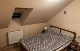 Apartament de 3 camere la mansardă, 70 mp, in zona Cedonia