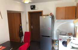 Apartament de 2 camere, 54 mp, zona Centrala