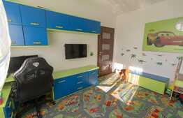 Apartament 3 camere, IMOBIL NOU, zona Hipodrom IV