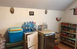 Apartament 4 camere, spatios, zona buna in Strand