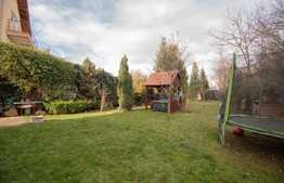 Garsoniera cu cota parte din curte, zona Calea Poplacii