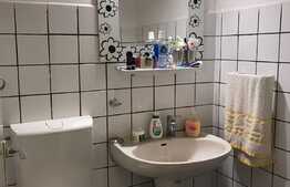 Apartament 3 camere, spatios, 80 mp, central, zona buna