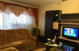 Apartament 3 camere, spatios, 80 mp, central, zona buna