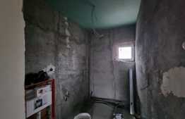 Casă singur în curte, 260 mp utili, în Turnișor