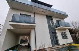 Casă singur în curte, 260 mp utili, în Turnișor