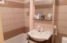 Apartament de 2 camere, semidecomandat, zona Mihai Viteazu