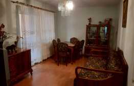 Apartament de 2 camere, decomandat, zona Strand