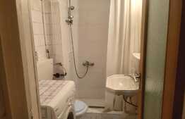 Apartament de 4 camere, 95 mp, decomandat, zona Centrala