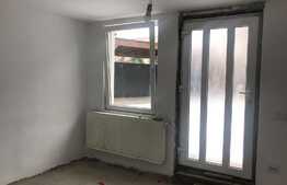 Apartament 3 camere, central, ideal pentru investitie