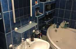 Apartament 4 camere, 90 m utili, zona foarte buna