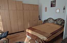 Casa de vanzare, 87 mp, zona Piata Cluj 