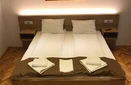 Super apartament de 4 camere, foarte spatios, zona foarte buna