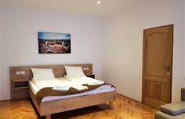 Super apartament de 4 camere, foarte spatios, zona foarte buna