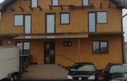 Casa pretabila pensiune de 153 mp in Cristian