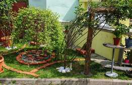 Apartament deosebit la casă, curte proprie, 145 mp utili