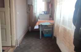 Apartament la casa de 48 mp in zona Piata Cluj!