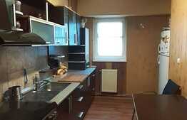 Apartament de 3 camere, 65 mp, decomandat, zona Valea Aurie