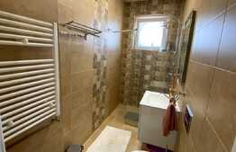 Apartament 3 camere, LA CHEIE, Orașul de Jos